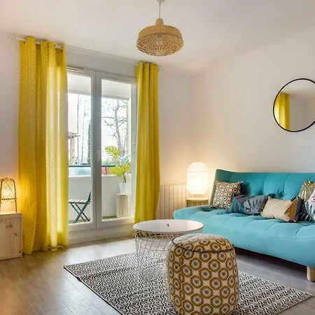 Apartment T2 Avec Parking Dans Privee *